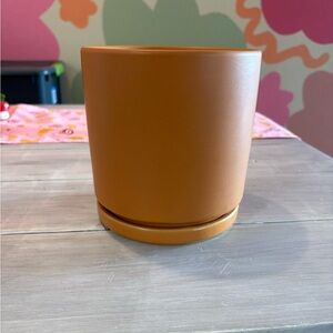 6.5” Gemstone Cylinder Pot with Water Saucer - Rust